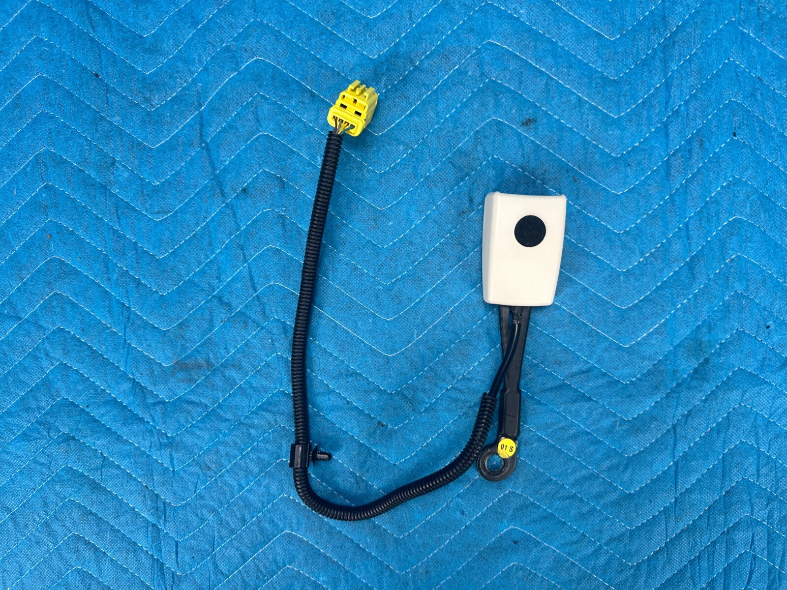 Bentley Cont Flying Spur Front Driver's Seat Belt Buckle Ivory 29k 2006-2012 OEM