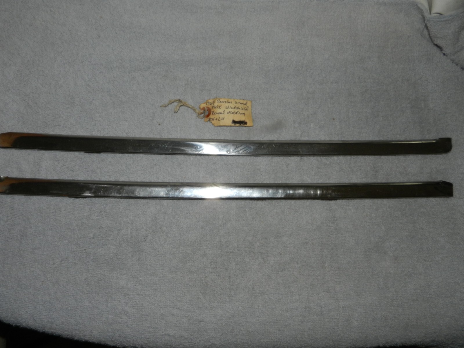 Picture 1 of 11