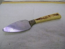 Vintage Regent Sheffield Wavy Blade Cheese Kn...