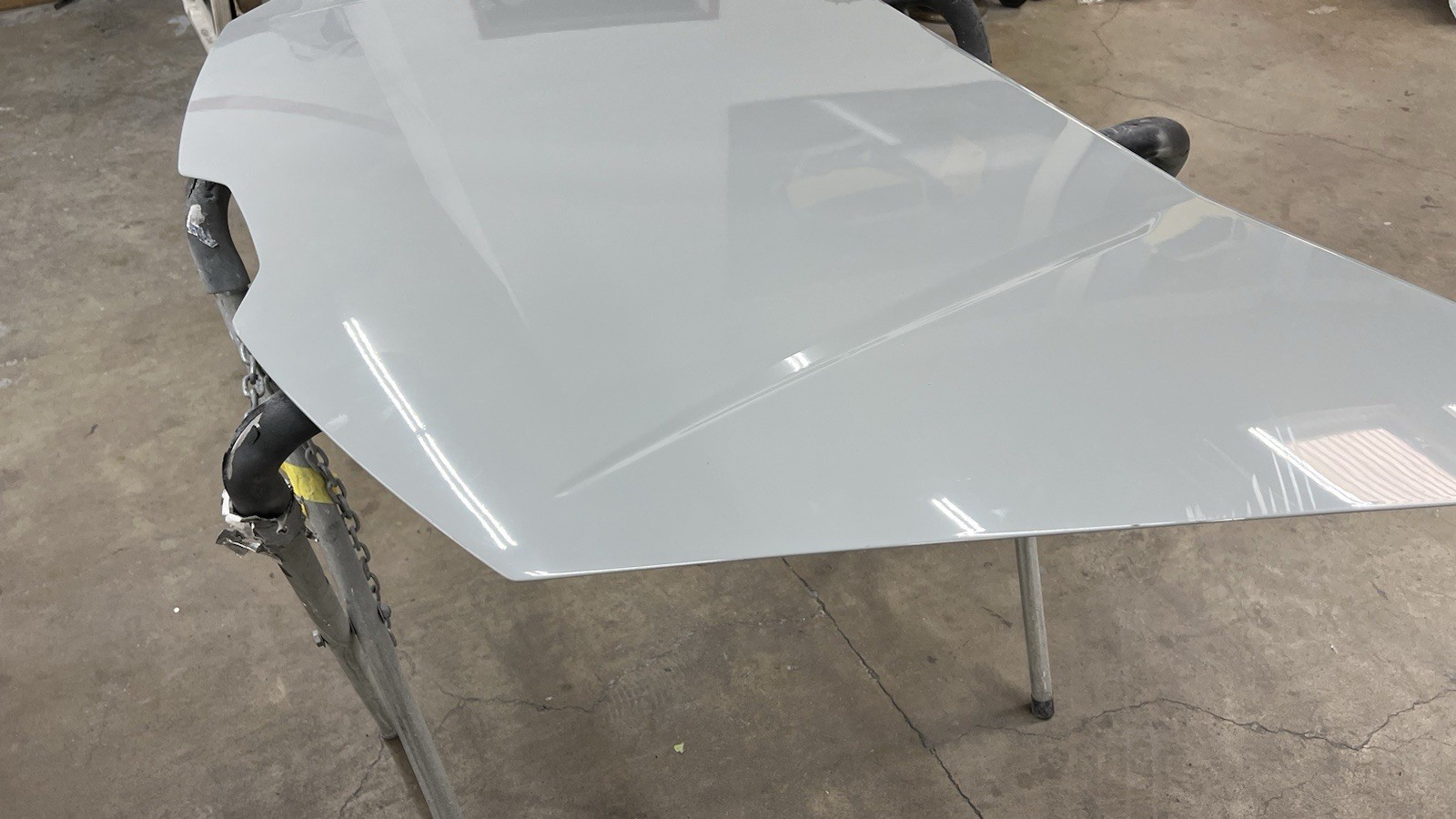 Lamborghini Huracan front hood, Genuine OEM, Part number: 4T0823021C