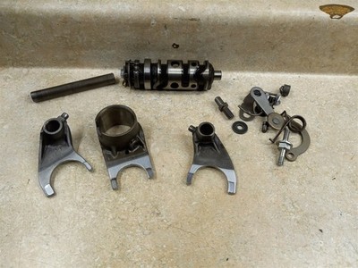 Honda 250 XL XL250 SPORT Motor Schaltkulisse Gabel 1974 1975 PA AP-180