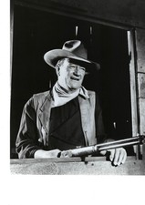SUPER RARE!! VINTAGE 8X10 YOUNG HANDSOME JOHN WAYNE WESTERN MOVIE PHOTO!!