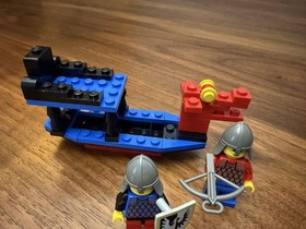 Lego - Battle Dragon(6018), Magic Shop(6020), Black Monarch's Ghost(6020)