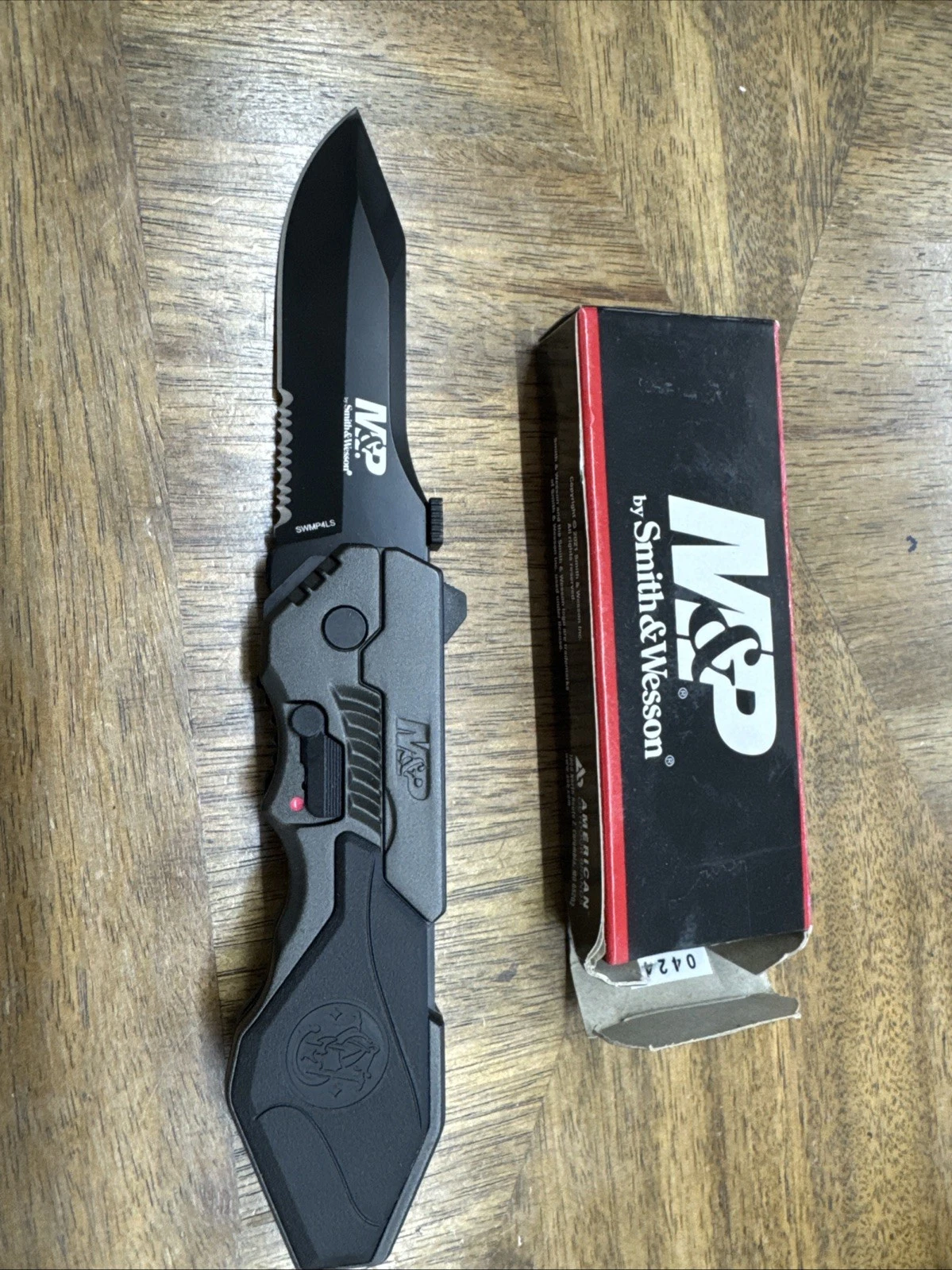 Smith & Wesson SWMP4LS 8.6in S.S. Assisted Folding Knife with 3.6in Serrated Cli