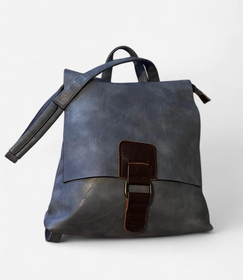 Elegante mochila de cuero con cierre de hebilla Foto 4 de 4