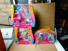 TOYS R US EXCLUSIVE TROLLS PLAYSETS 3 PKG BUNDLE NEW AND RARE