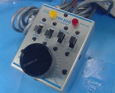 TROLLER TRH 200 MODEL RAILROAD WALK AROUND THROTTLE WITH MOMENTUM,BRAKING IN BOX