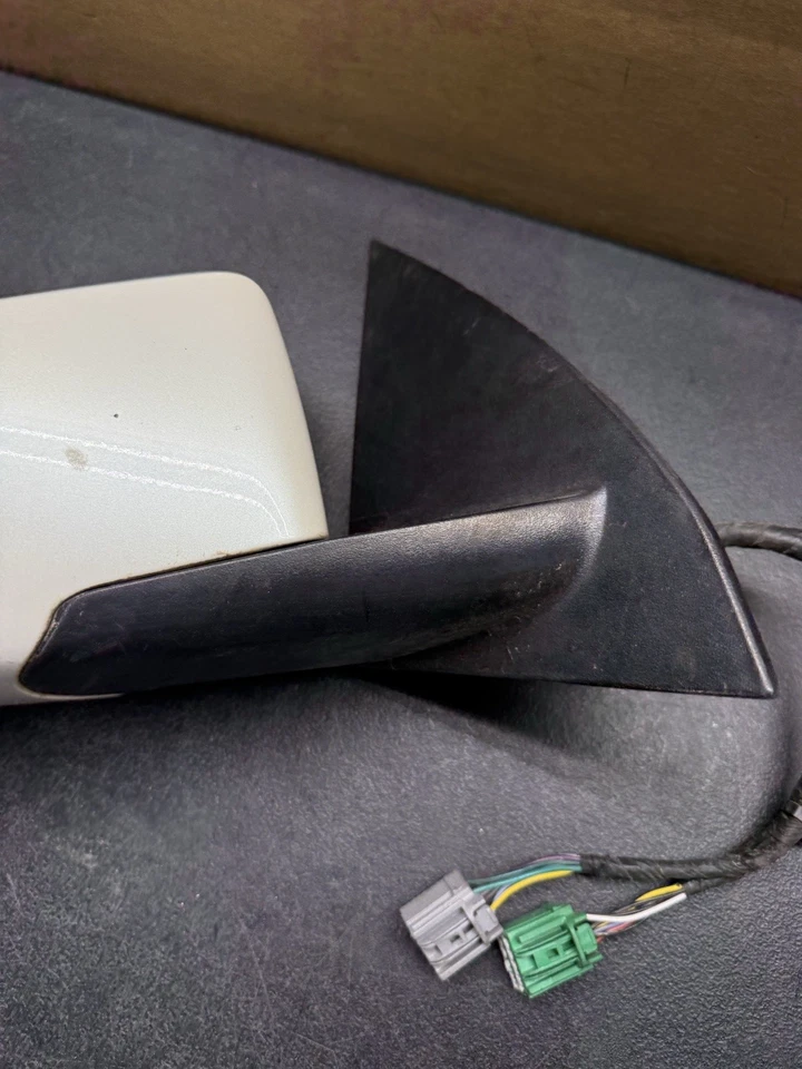 2009-2017 Оригинальный Chevy Acadia Traverse правый подогрев сигнал питания сложить зеркало #428 - Изображение 4 из 4