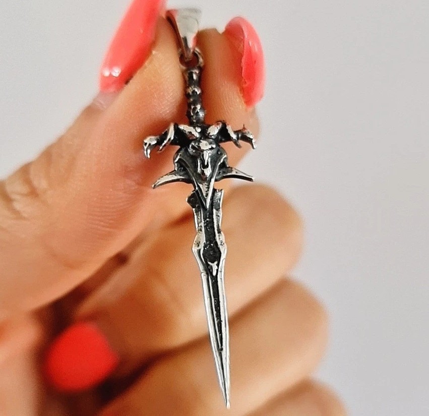 【forマリエモーン様】オーダー品+セラフィナイト+チェーン Sterling Silver Frostmourne Sword Pendant Lich King , Warcraft