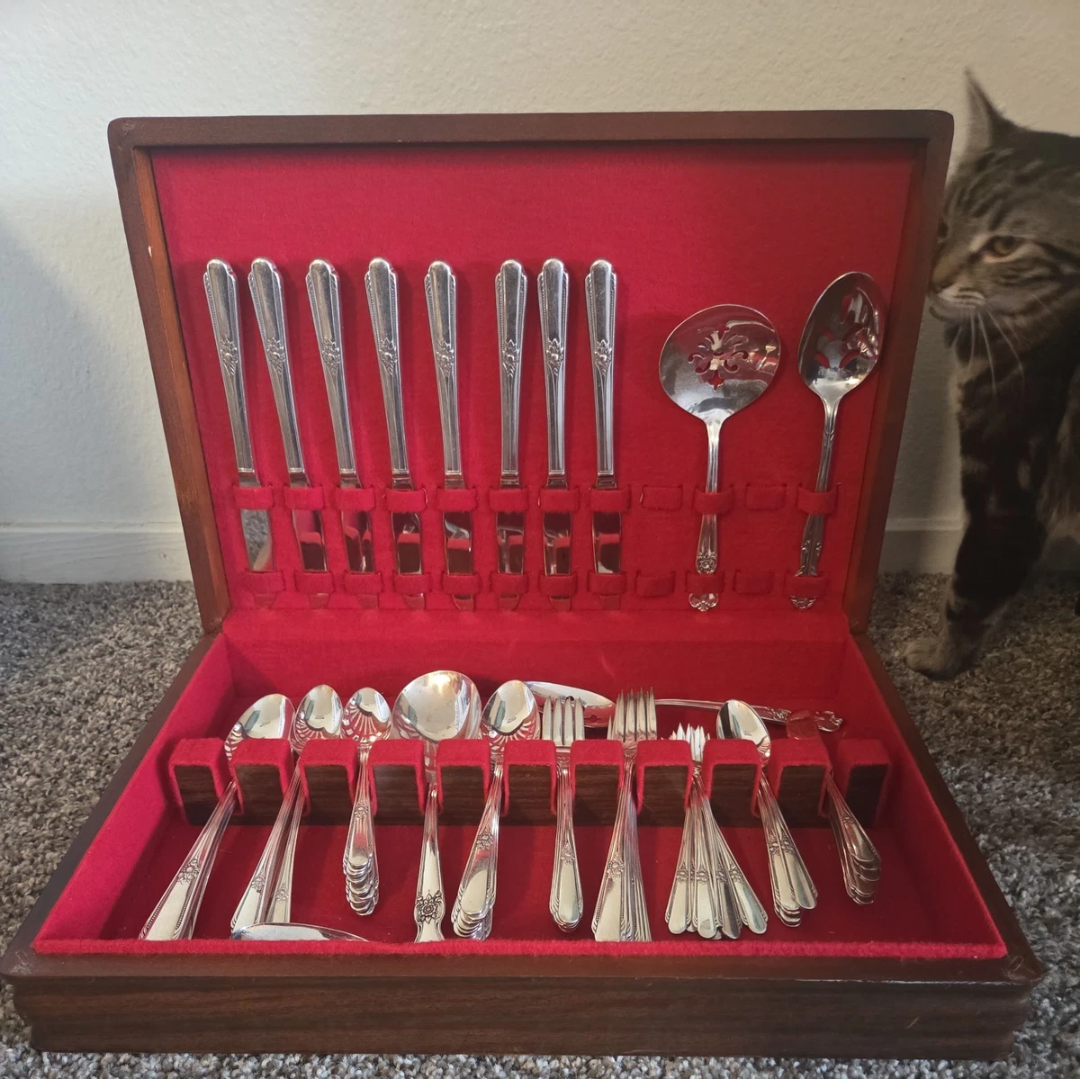 Wm. Rogers & Son 1900-1940 Flatware-Set Antique US Silver-Plated