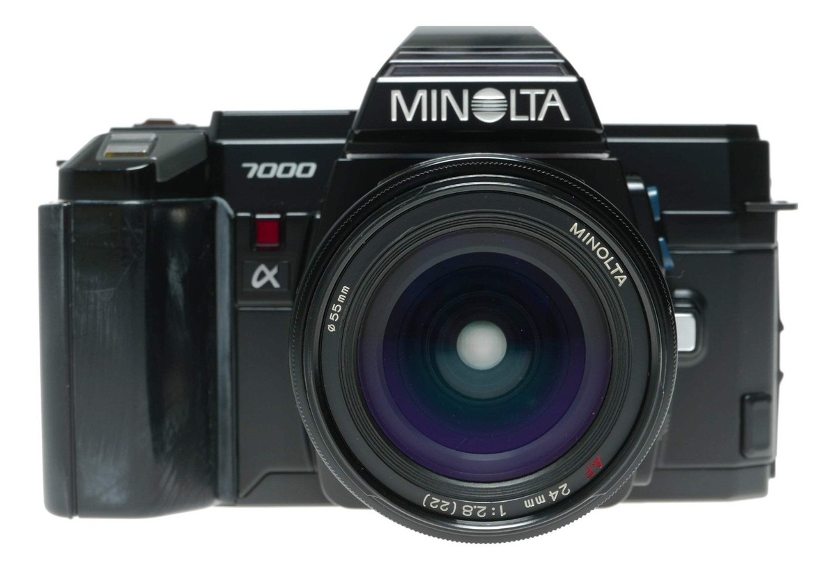 Minolta 7000 α SLR Camera 24mm f/2.8 52mm f/2.8 AF Lenses | eBay