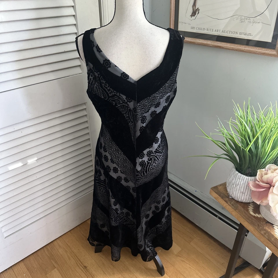 Vintage DONNA RICCO Dress 12 Black Velvet Burnout Midi Fairy Whimsigoth Y2K - Image 4 of 4