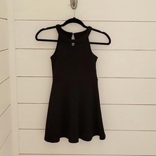 PLACE medium 7/8 black midi dress