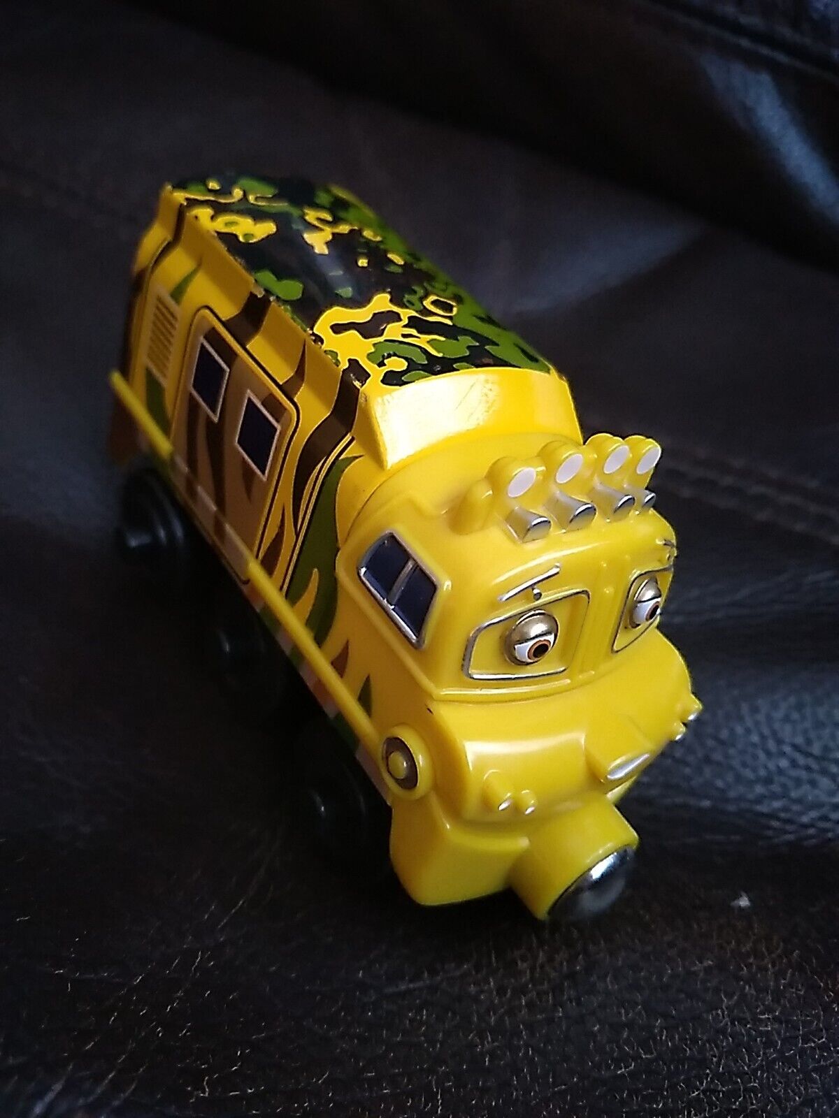 Picture 2 of 8