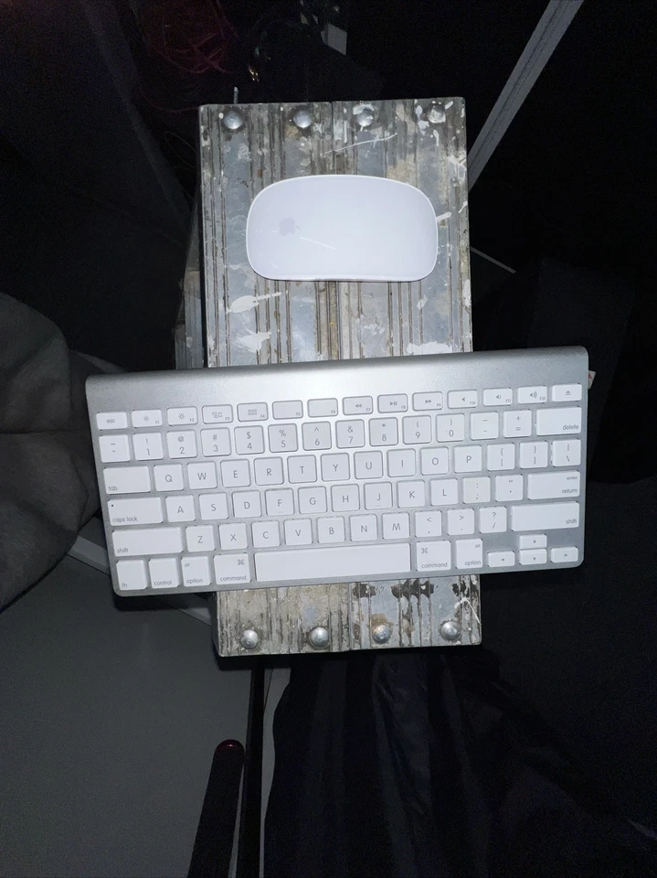 Apple 21.5 inch iMac Slim Desktop 2013 | Quad Core i5 2.7GHz | 1TB SSD | 8GB RAM - Image 2 of 4