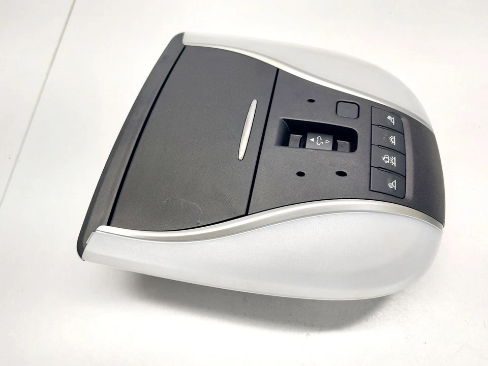 INFINITI Q70 2015 TECHO DELANTERO LECTURA LUZ CORTESÍA LUZ A7J190-0002 Foto 4 de 4