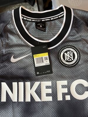 Nike FC 94 Sleeveless Soccer Top Jersey Black/Gray. AQ1545. Adult