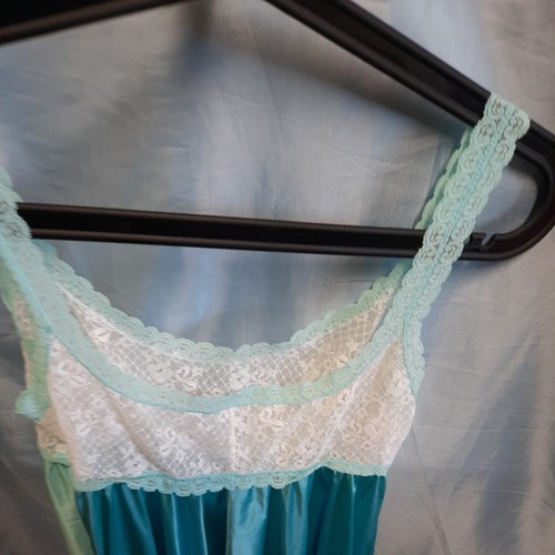 Vintage Vanity Fair Nightgown Slip Dress Blue Size 34/ XS Chemise Lace Babydoll - Picture 13 of 13