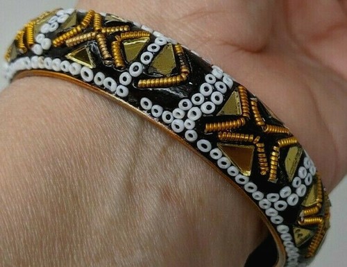 Vintage Women's Beaded Bangle Bracelet Black,  White, Gold FREE SHIPPING - Picture 4 of 4