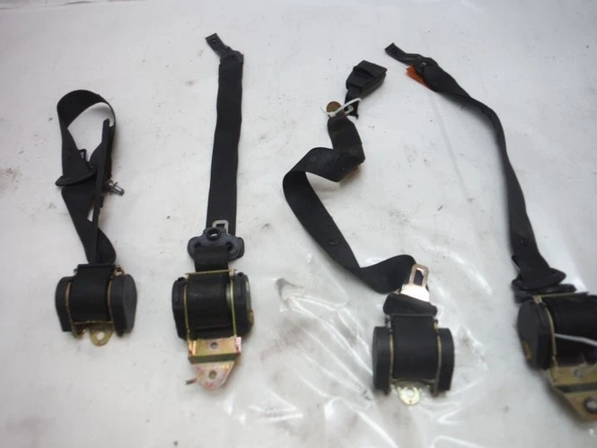 BMW M3 1997 sedán conjunto de cinturón de seguridad A/T OEM 1995 1996 1998 Foto 3 de 4