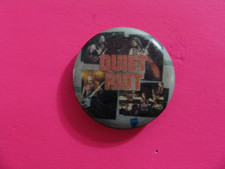 QUIET RIOT VINTAGE BUTTON PIN BADGE US IMPORT   9