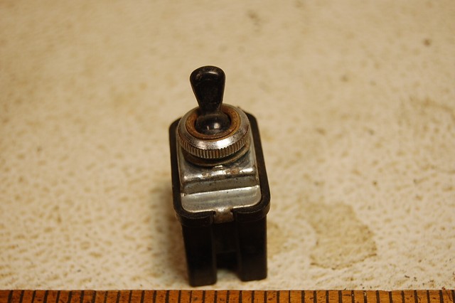 Fiat 850/124 1967 To 69 toggle Switch Vintage Original Brevettato | eBay