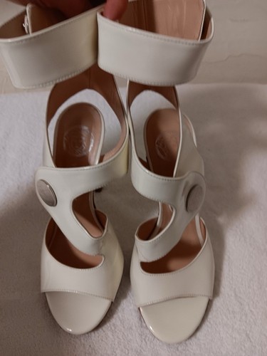 Versace Showstopper White Patent Leather W/ Ankle Strap High Heels size 6 - Picture 2 of 9
