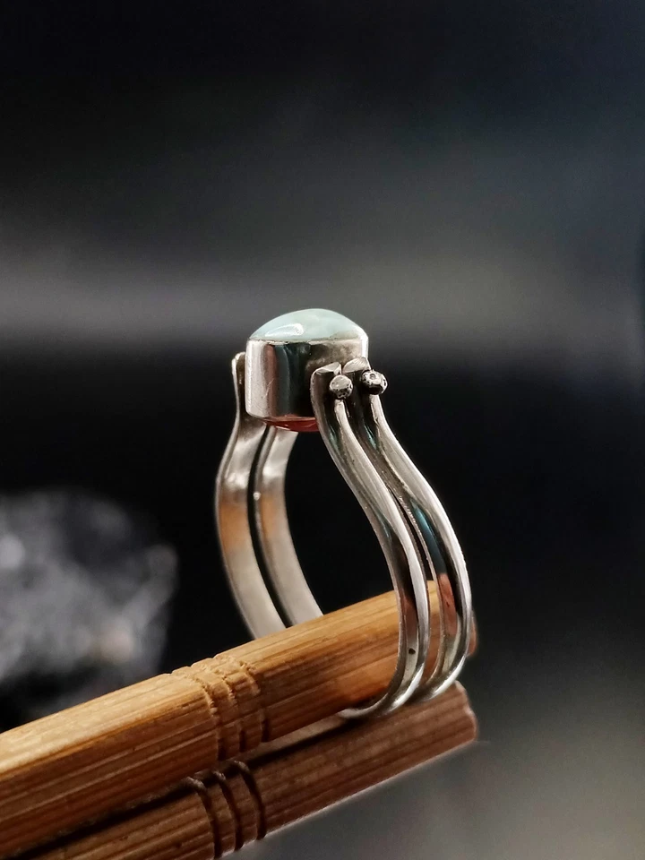 Beautiful Antique Sterling Silver Bloodstone & Carnelian Reversible Ring Size O - Image 3 of 4