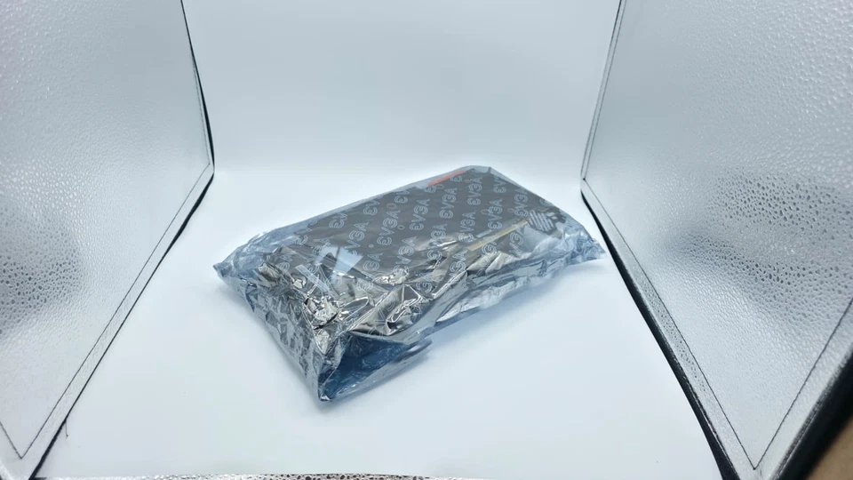 Gigabyte AORUS GeForce RTX 2080 Ti XTREME 11G (GV-N208TAORUS X-11GC) – Excellent - Image 2 of 4