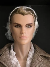 NRFB FASHION ROYALTY HOMME MALE DOLL NOAH FARADAY BACK TO NEW YORK