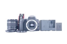 CANON EOS KiSS X9 / EF-S 18-55mm F4-5.6 IS STM 390269