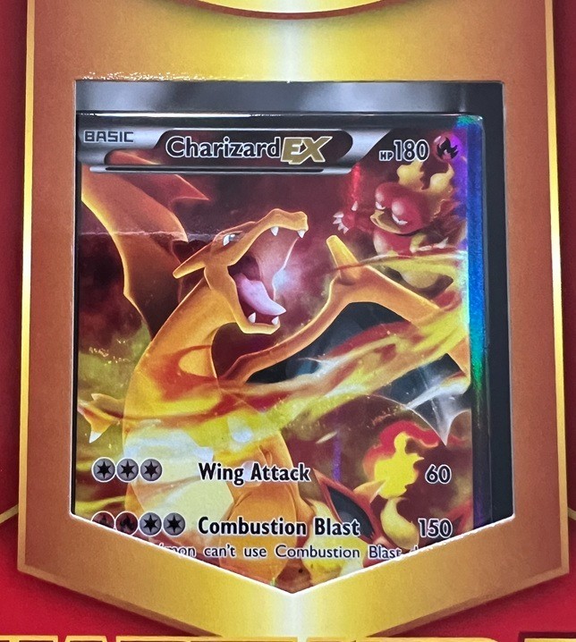 402974) Pokemon 2016 Charizard EX Red & Blue Collection Box