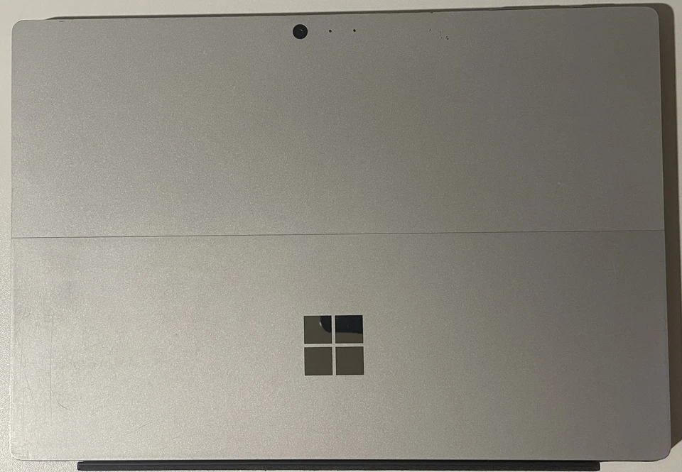 Microsoft Surface Pro 4 1724 12.3" i7 6650U 2.2GHz 16GB RAM 256GB SSD - Image 2 of 4