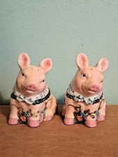 Farmhouse Pink Floral Pigs Salt & Pepper Shakers 3.5 Inch Pair