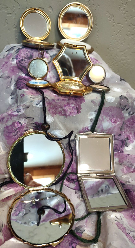 Lot of 7 (Seven) Powder, Rouge and Mirror Compacts Estee Lauder, M Norman, Japan