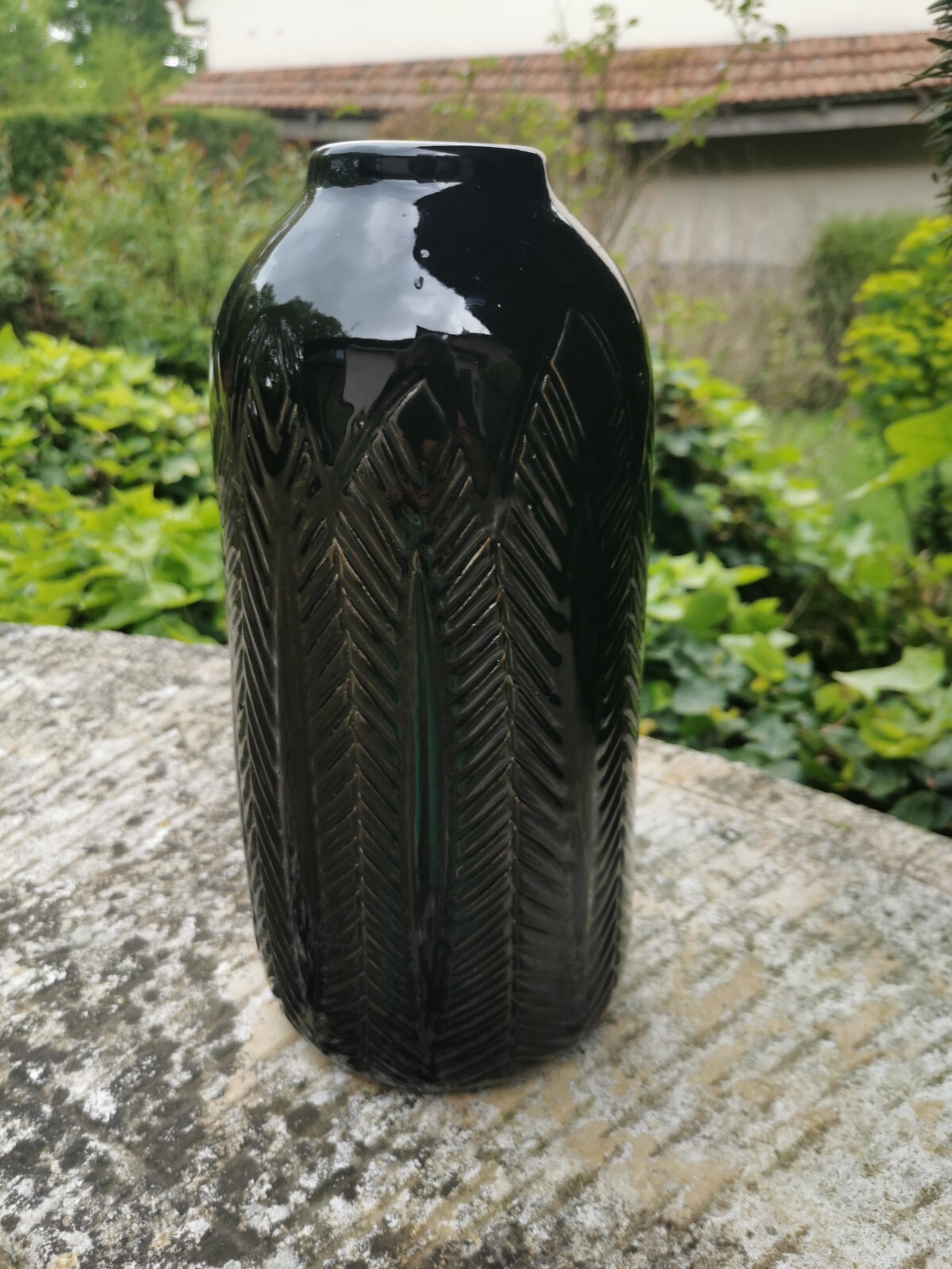 Vase de fleurs en céramique noire design minimaliste pour décoration de salon
