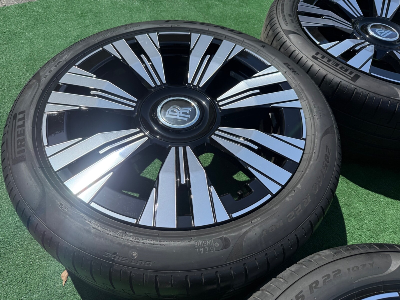Rolls Royce Spectre 22 Inch OEM Wheels Tires Pirelli Staggered Rare 5x120 VIDEO