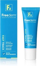 FREEDERM Fast Track Visibly Reduces the Appearance of Individual Spots Within 3
