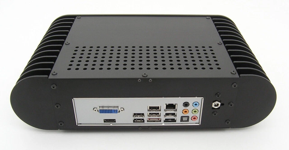 Atech Fabrication HeatSync 300 Micro-Client PC - Image 2 of 3