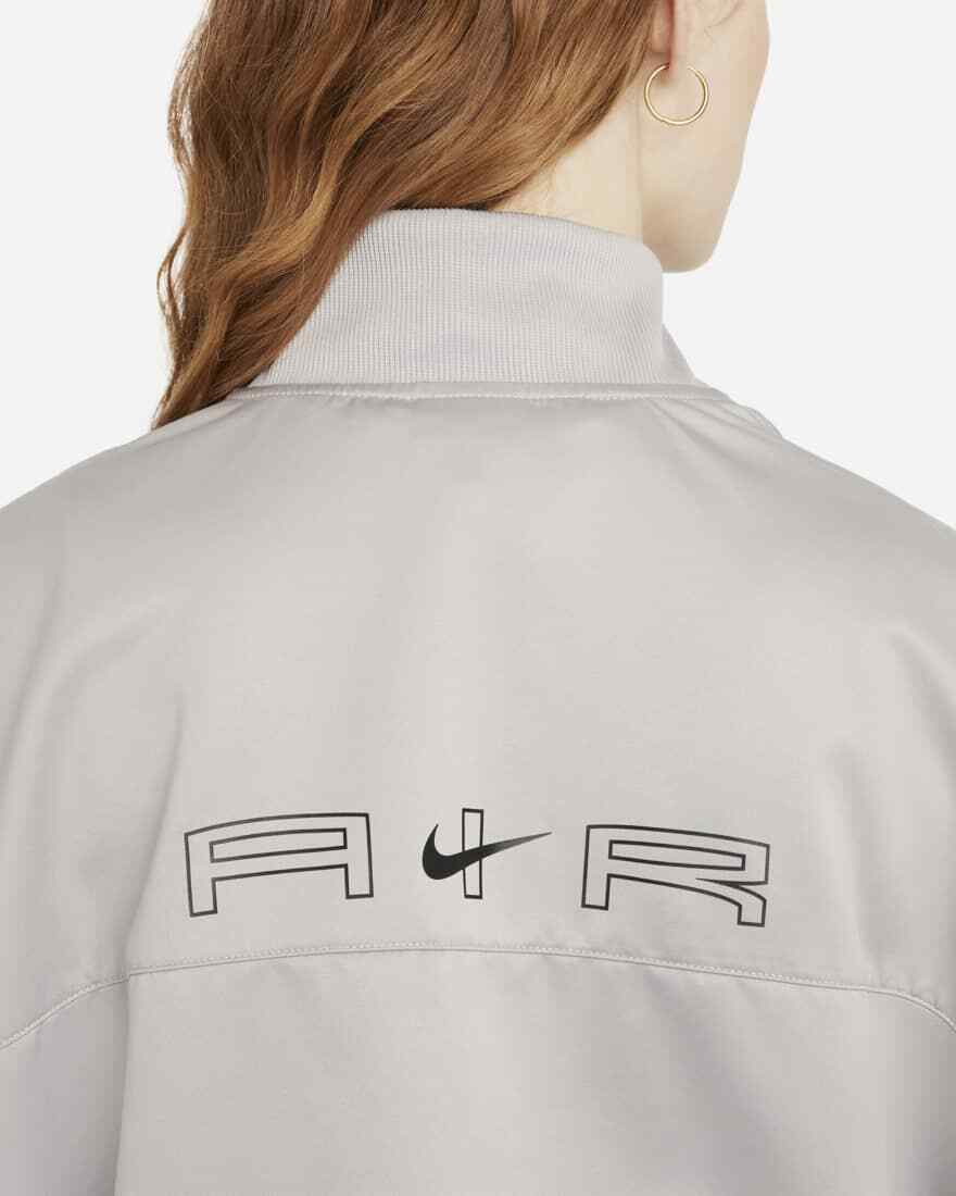 【NIKE】★AIR WOVEN CROPPED JACKET★ジャケット★送料無料 New Women's Nike Air Sportswear Woven Cropped Jacket Gray