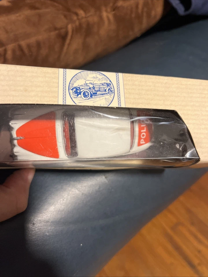 Vintage Police Jaguar 1/42 Corgi Classic Diecast New In Box Great Britain 1993 - Image 3 of 4