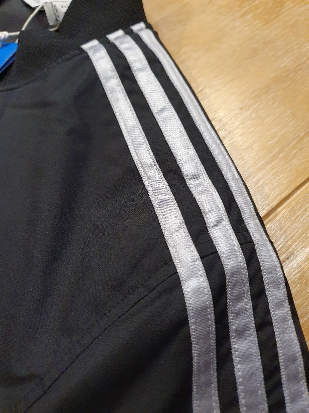 Adidas Originals Chile 20 Bomber Jacket Men's Medium Black Silver Trim image 10