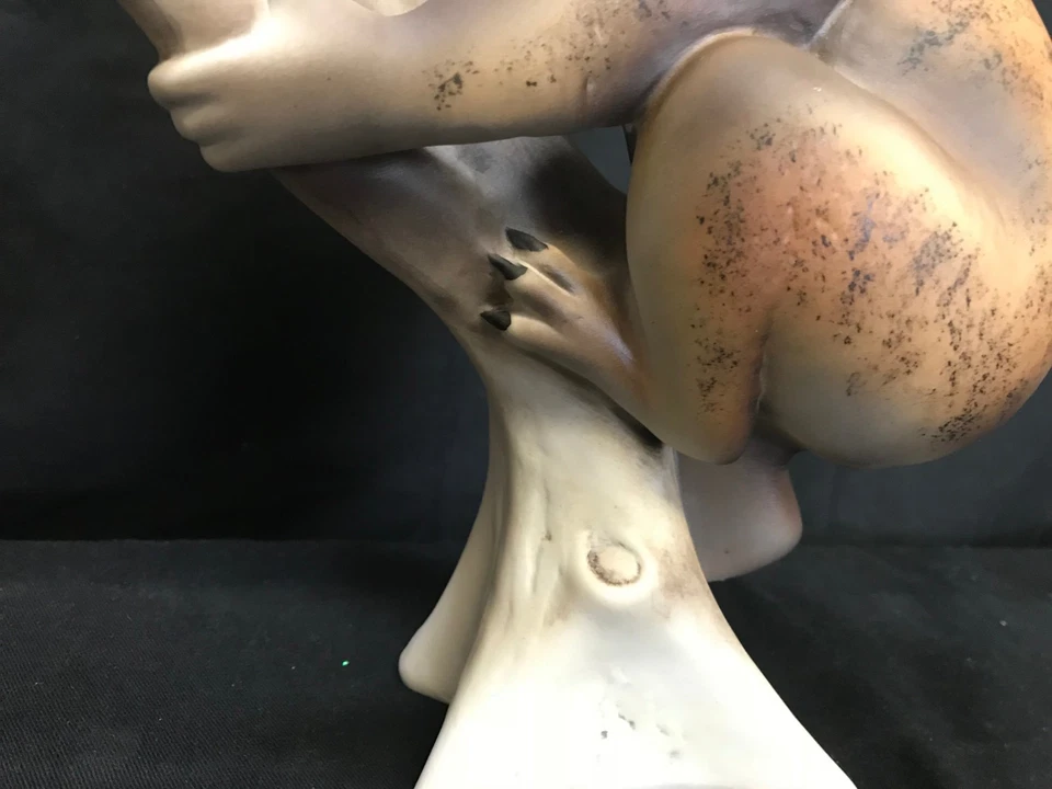 Royal Dux Bohemia "KOALA on Branch" #24475 ~ 11" de altura ~ República Tcheca - Imagem 3 de 4