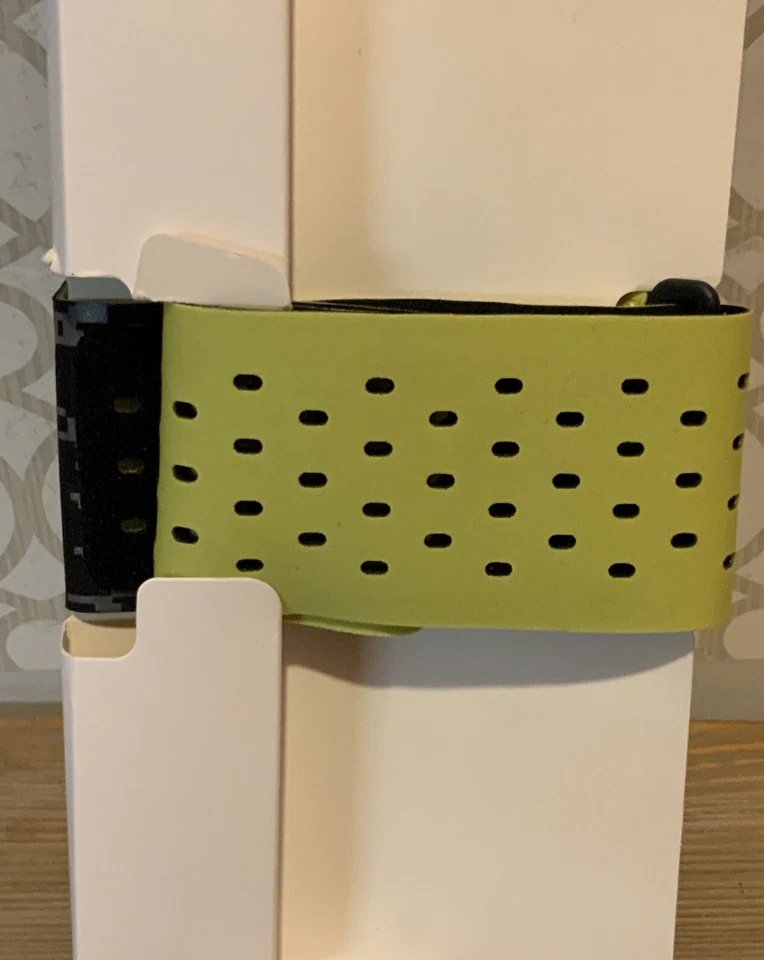 🌍 Belkin sport fit pro armband / brassard for iphone 8/7/6s/6,No Box ‼️ - Image 3 of 3