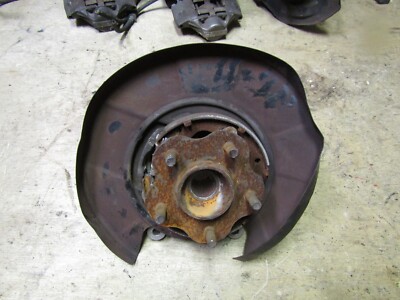 2003-2007 Infiniti G35 Right / Passenger Rear hub and knuckle assembly ...