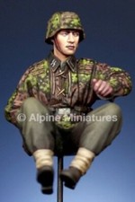 ALPINE MINIATURES 1:35 SET 35279 WWII GERMAN SCHWIMMWAGEN DRIVER 1 FIGURE