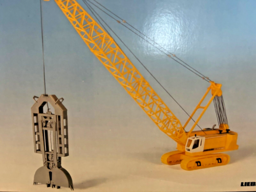 GRÚA DE ORUGAS LIEBHERR con EXCAVADORA DE CLAMSHELL - Escala HO - KIT DE PLÁSTICO - NUEVO FUERA DE STOCK
