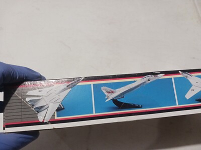 Lot 319 Rare Sealed W Stand SnapTite Monogram Fighter Kit Tomcat F