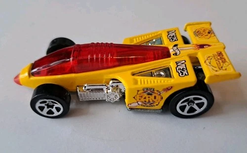 Vintage 1987 Hot Wheels Yellow ME25 Planet Wacky Space Station Excellent Cond!