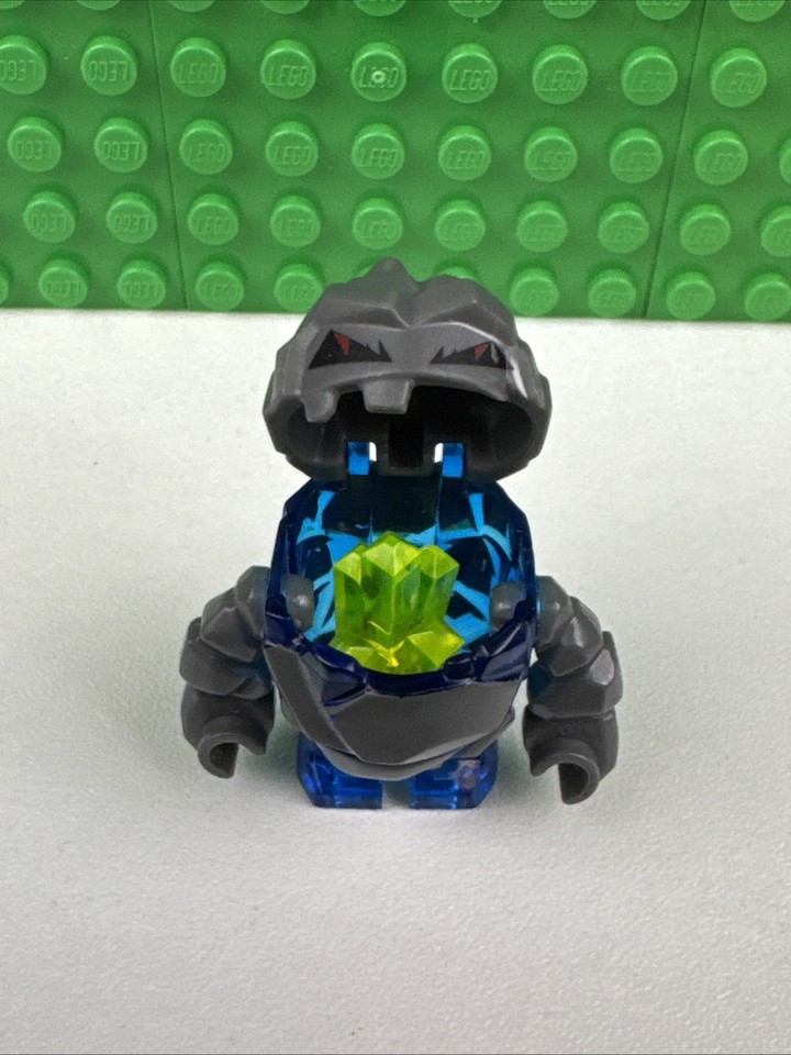 Plus This Plus LEGO Power Miners Glaciator Minifigure PM004 Plus 2 Crystals Genuine ...